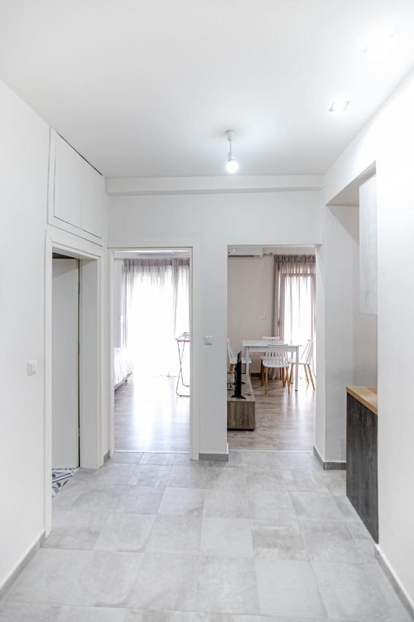 John Luxury Apartment อเล็กซานโดรโพลิส ภายนอก รูปภาพ