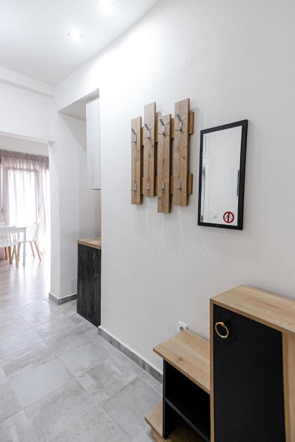 John Luxury Apartment อเล็กซานโดรโพลิส ภายนอก รูปภาพ